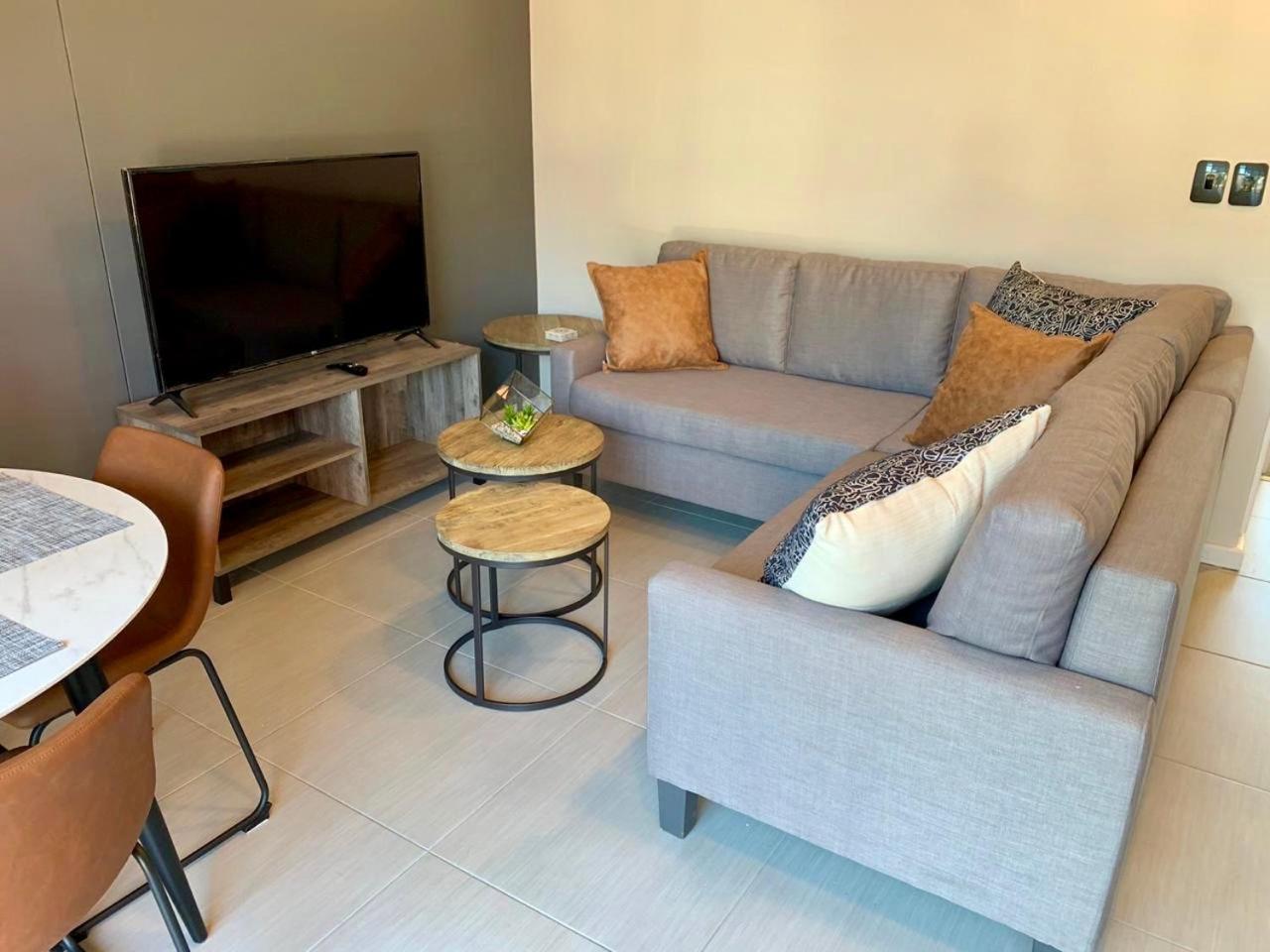 Oyster Lagoon Villa - Luxurious 2 Bed Apartment In クニスナ エクステリア 写真